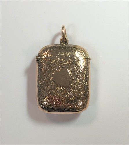 Lot 363 - An Edward VII 9ct rose gold vesta case