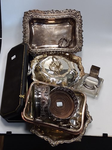 Lot 233 - A collection of silver plated items