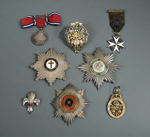 Lot 206 - A collection of Russian and other orders and medals, including