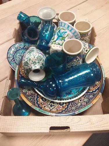 Lot 125 - A collection of middle eastern pottery and...
