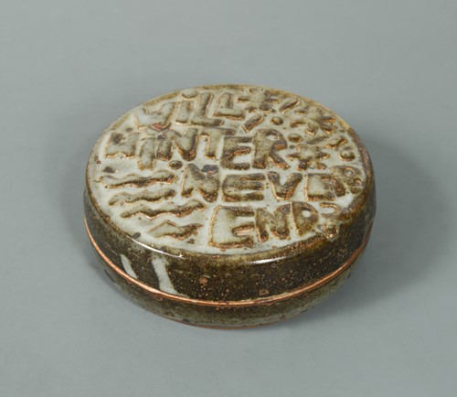 Lot 65 - Attributed to John Maltby (British, born 1936), a stoneware box and cover