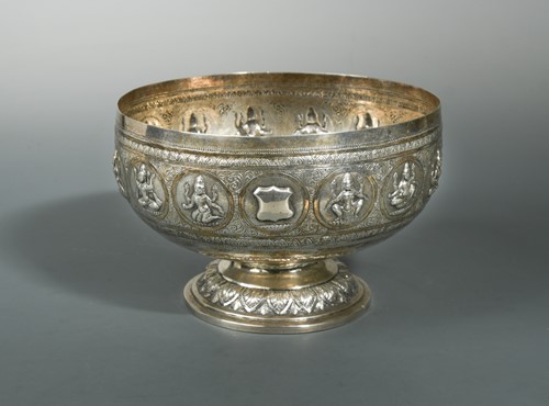 Lot 131 - An Indian silver pedestal bowl, perhaps Madras, circa 1910