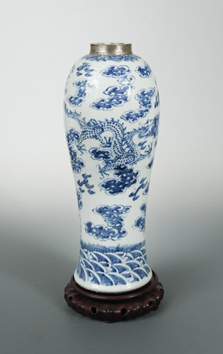 Lot 67 - A Chinese blue and white porcelain dragon vase in Ming Style, 19th century