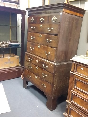 Lot 473 - A mahogany chest on chest