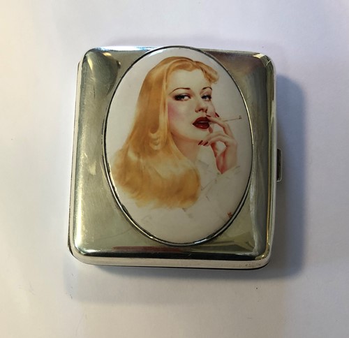 Lot 336 - A George V silver pocket cigarette case