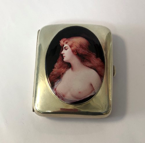 Lot 350 - A Victorian silver pocket cigarette case