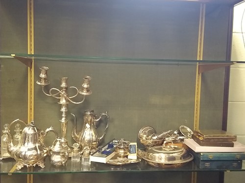 Lot 232 - A large collection of silver plated ware