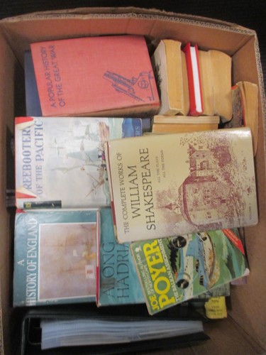 Lot 427 - A collection of 20th century books on sailing,...