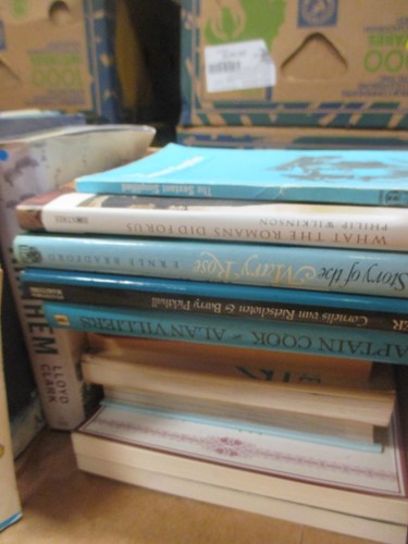 Lot 426 - A collection of 20th century books on sailing,...