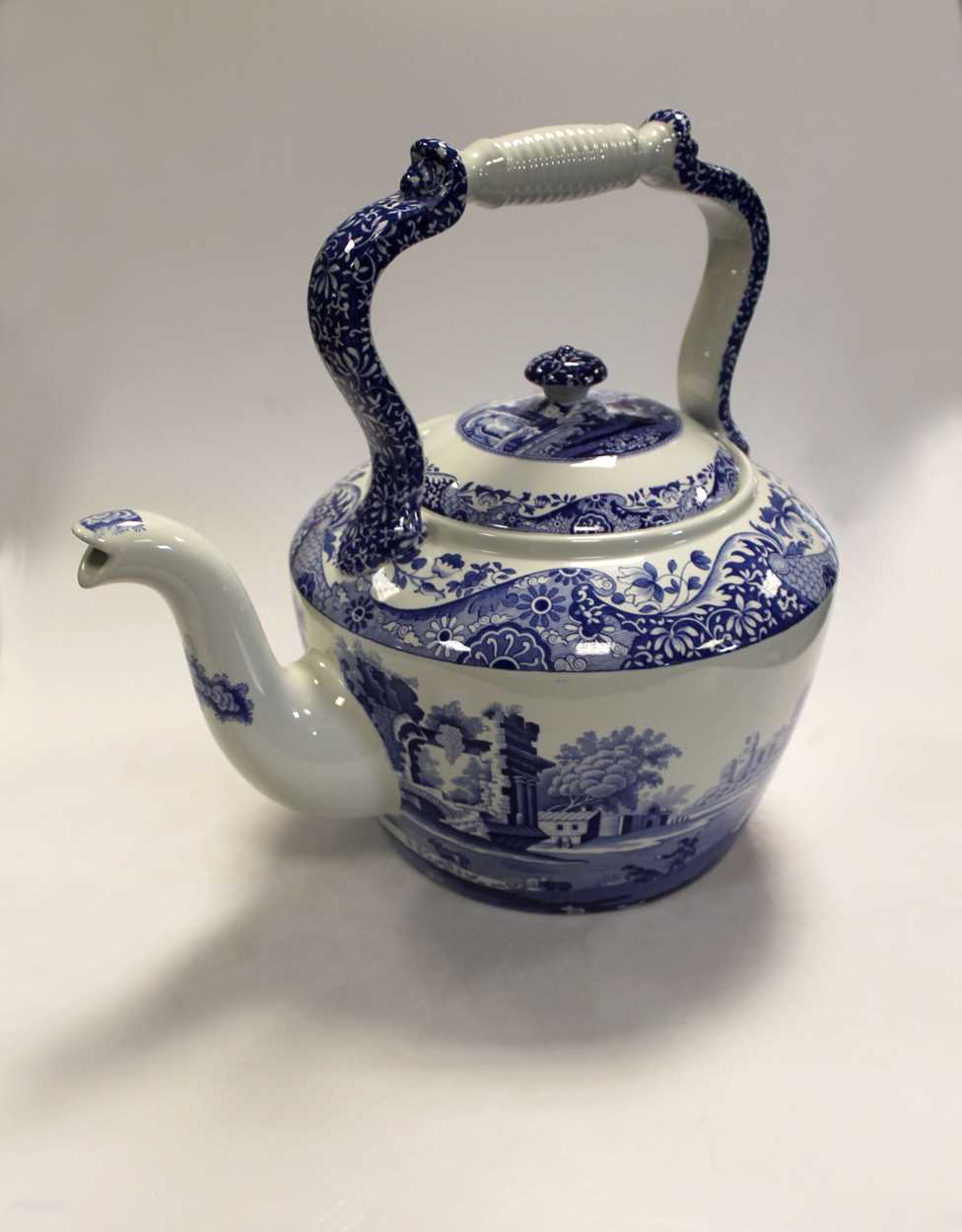 Lot 7 - An oversized Spode Italian pattern teapot