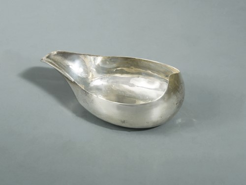 Lot 406 - A George III silver pap boat