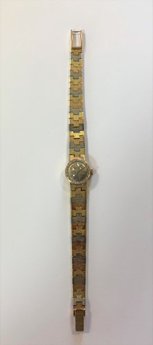 Lot 305 - Movado - An 18ct gold lady's wristwatch