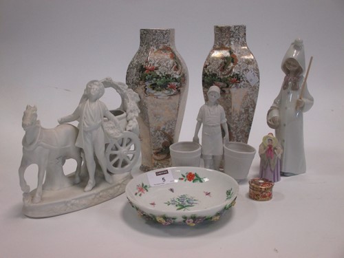 Lot 5 - A collection of 20th century cow creamers, a...