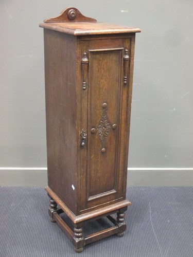 Lot 441 - A narrow oak shoe cupboard c.1920s, 122 x 34 x...