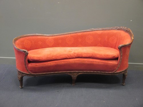 Lot 331 - A French carved beechwood frame sofa with...