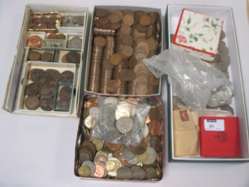 Lot 135 - A coin collection, including a large quantity...