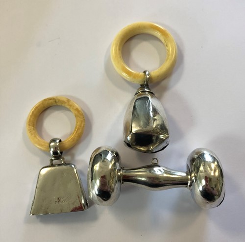 Lot 351 - A trio of baby's requisites