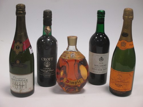 Lot 21 - Bollinger 1973, Haig Dimple whisky, two 1970...