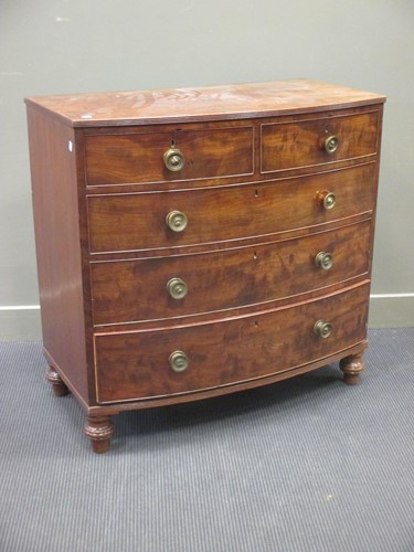 Lot 337 - A Regency mahogany bowfront chest of drawers,...