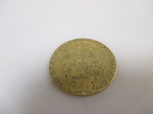 Lot 134 - 1777 gold guinea, F. 7 gram