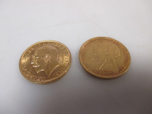 Lot 140 - Two gold sovereigns, 1896 and 1915 (2)