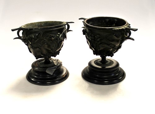 Lot 34 - A pair of 19th Century Grand Tour bronze cups