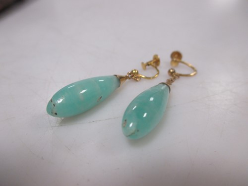 Lot 130 - A cased pair of 9ct gold and jade pendant...