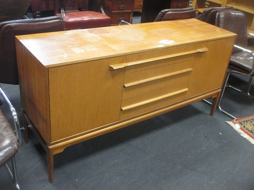 Lot 382 - A 20th century cabinet, with three drawers, 72...