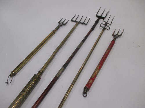 Lot 67 - A collection of 19th century and later...