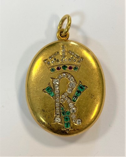 Lot 211 - Gifted by Queen Victoria - A 19th Century diamond, emerald and ruby set locket