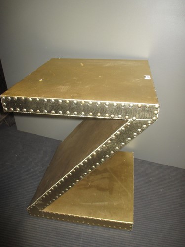 Lot 587 - A pair of modern 'Z' shape side tables