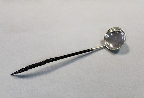 Lot 624 - Edinburgh, A George III silver punch ladle