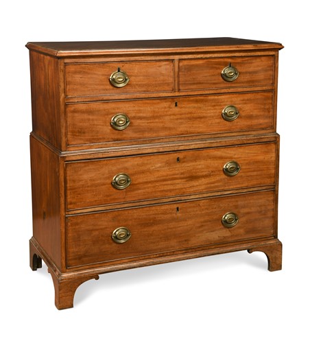 Lot 531 - A George III mahogany chest of drawers