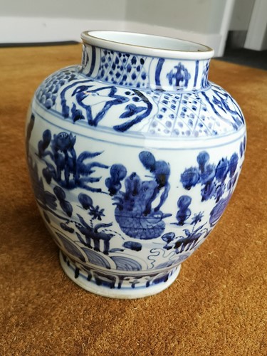 Lot 215 - A Chinese blue and white porcelain vase, in late Ming style
