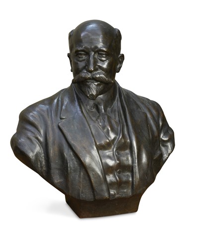 Lot 376 - After Frans Huygelen, a bronze portrait bust, possibly of Lenin, circa 1920