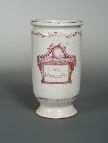 Lot 26 - An Italian cylindrical drug jar