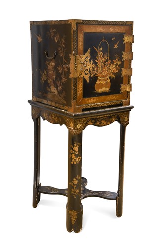 Lot 190 - A 17th century Japanese cabinet on stand