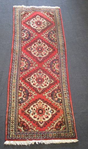 Lot 538 - A short runner, 205 x 68cm