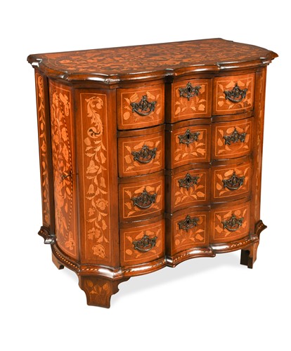 Lot 591 - A Dutch marquetry chest of drawers, 18th century