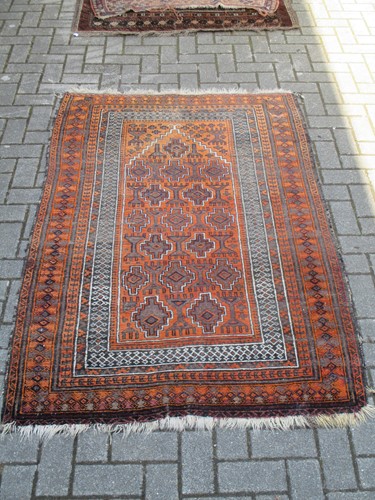 Lot 555 - 4 Beluchi rugs
