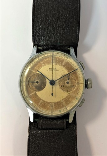 Lot 313 - Doxa - A gentleman's steel chronograph wristwatch