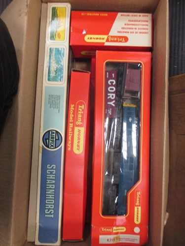 Lot 108 - A toy train set, Tri-ang 00 guage, together...