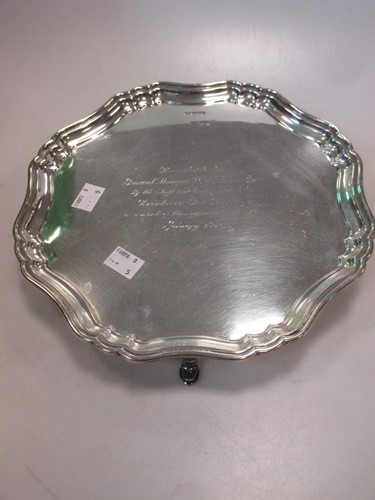 Lot 185 - A silver salver Sheffield 1930, makers mark...