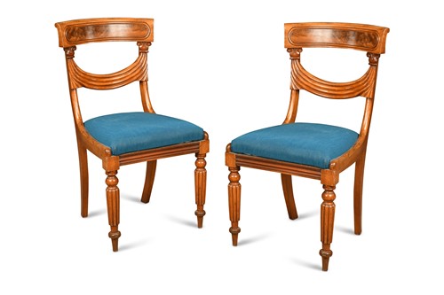 Lot 528 - A pair of late Regency mahogany dining chairs
