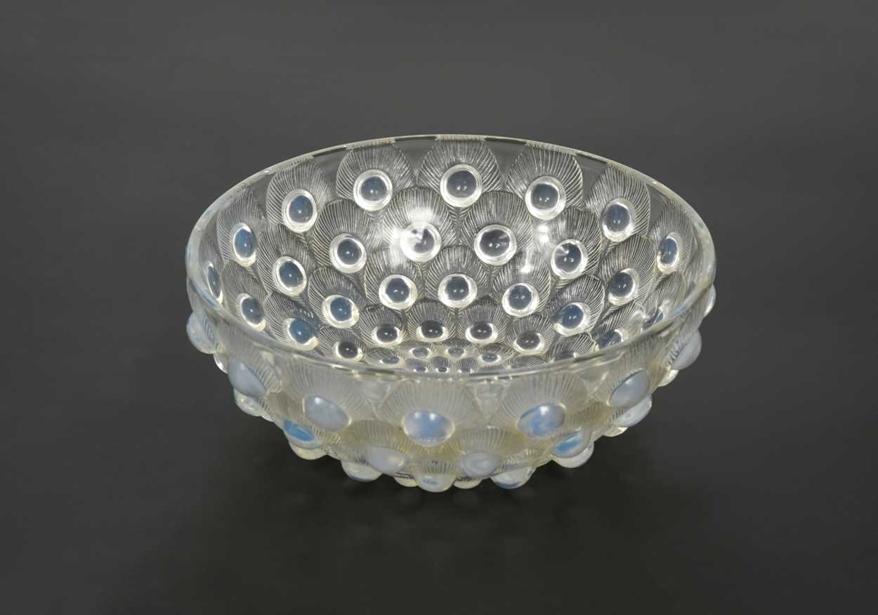 Lot 2 - Plumes de Paon, an R. Lalique opalescent glass bowl