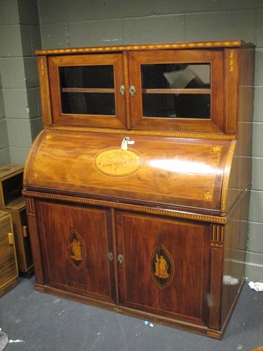 Lot 501 - An early 19th century mahogany and inlaid...