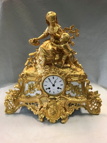 Lot 431 - A French gilt metal mantel clock, late 19th century