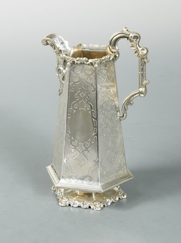 Lot 573 - An unusual Victorian silver cream jug