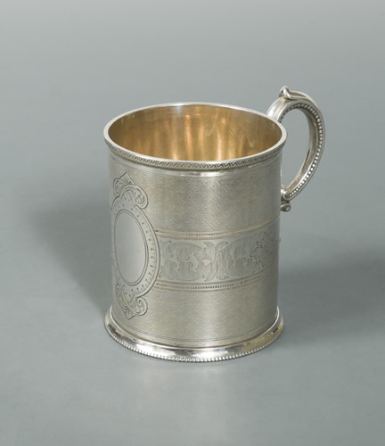 Lot 576 - A Victorian silver child's tankard