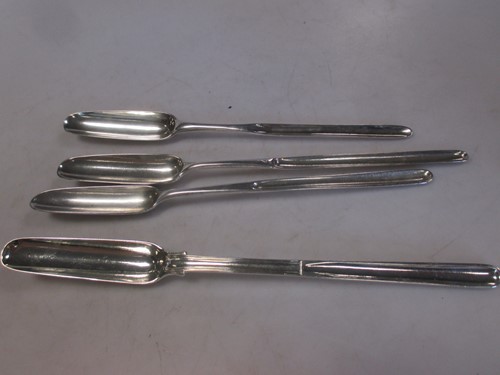 Lot 211 - A collection of 3 George III marrow scoops and...